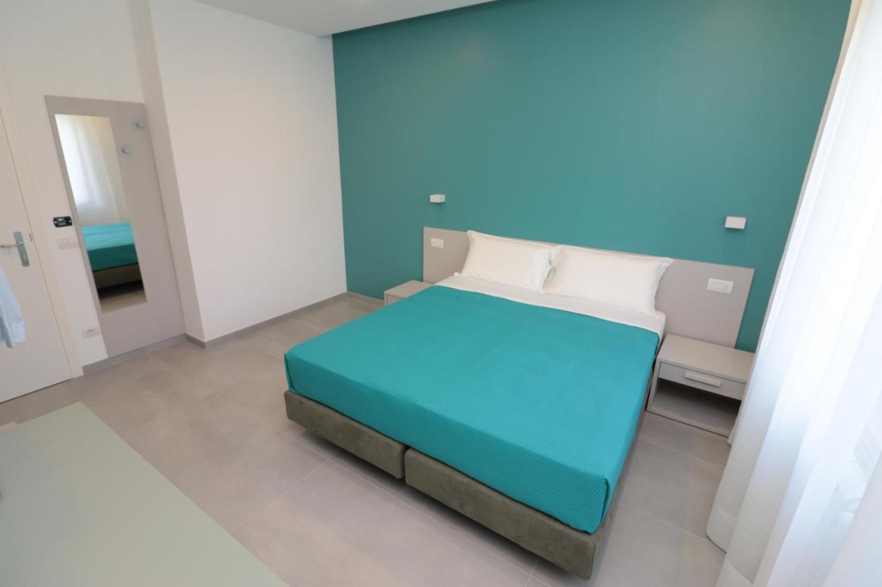 Deluxe Double or Twin Room,1296870844:JPEG